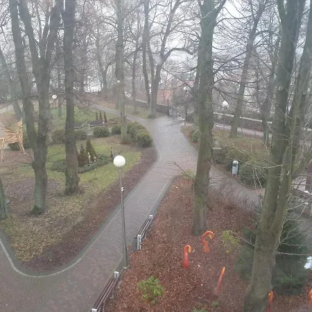 Barlinecki Osrodek Kultury Hotel *