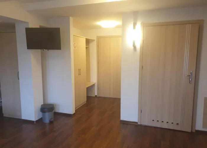 Hotel Barlinecki Osrodek Kultury *