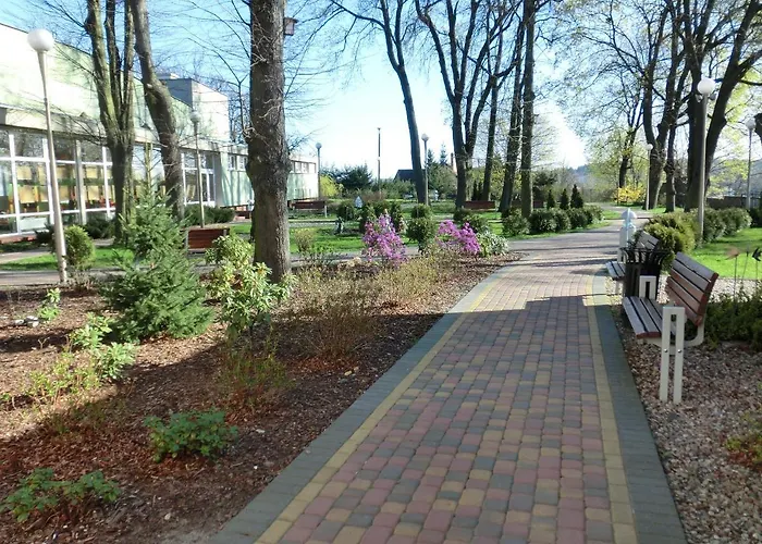 Hotel Barlinecki Osrodek Kultury *