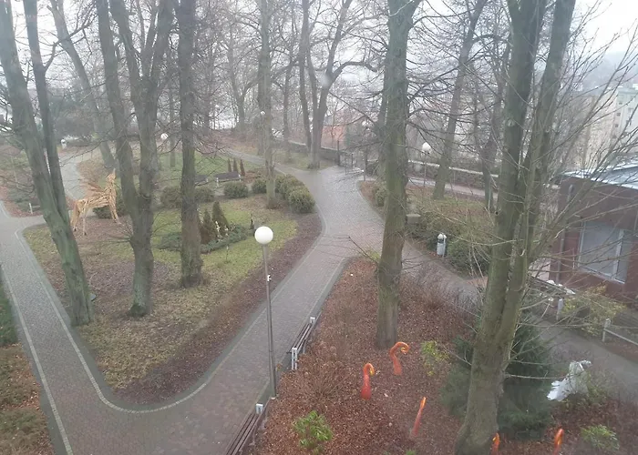 Barlinecki Osrodek Kultury Hotel *